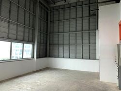 Thyssen Haniel Logistics Centre (D16), Warehouse #458801071